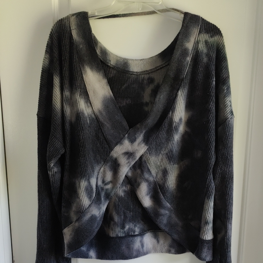 flirtitude Active Pullover - Black & Pink Logo